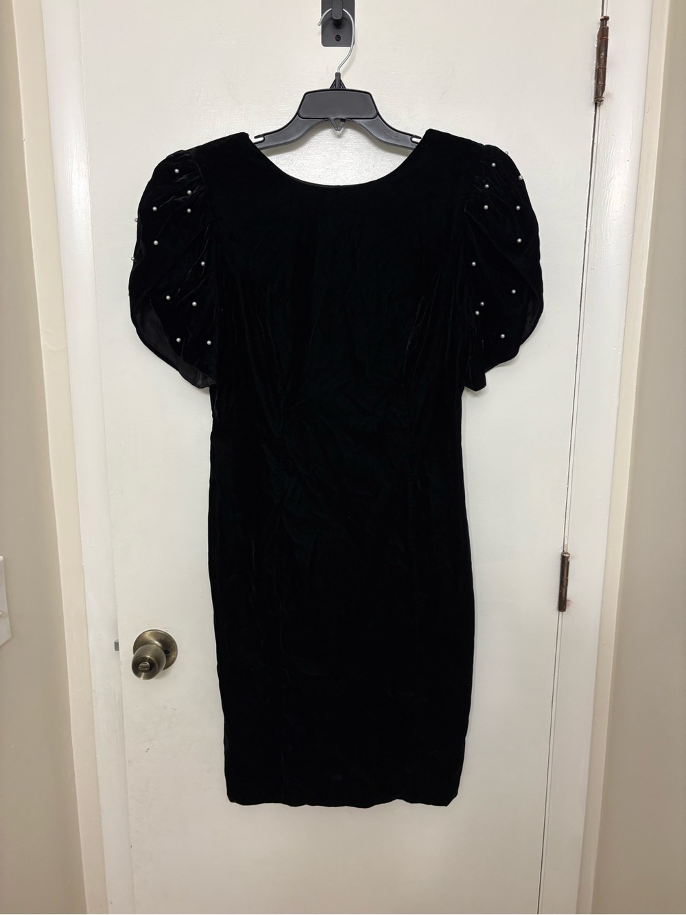 VTG 90s After Dark Black Velvet Dress Faux Pearl Puff Sleeve Cocktail Sheath 12